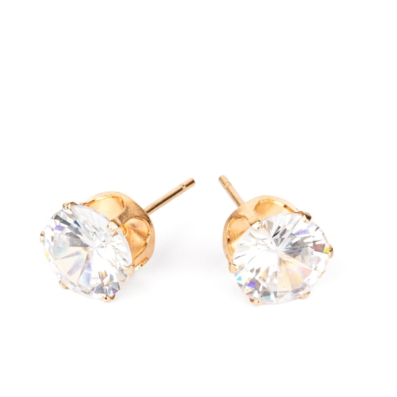 Paparazzi jewelry earrings are $5 - Picture 4 of 5